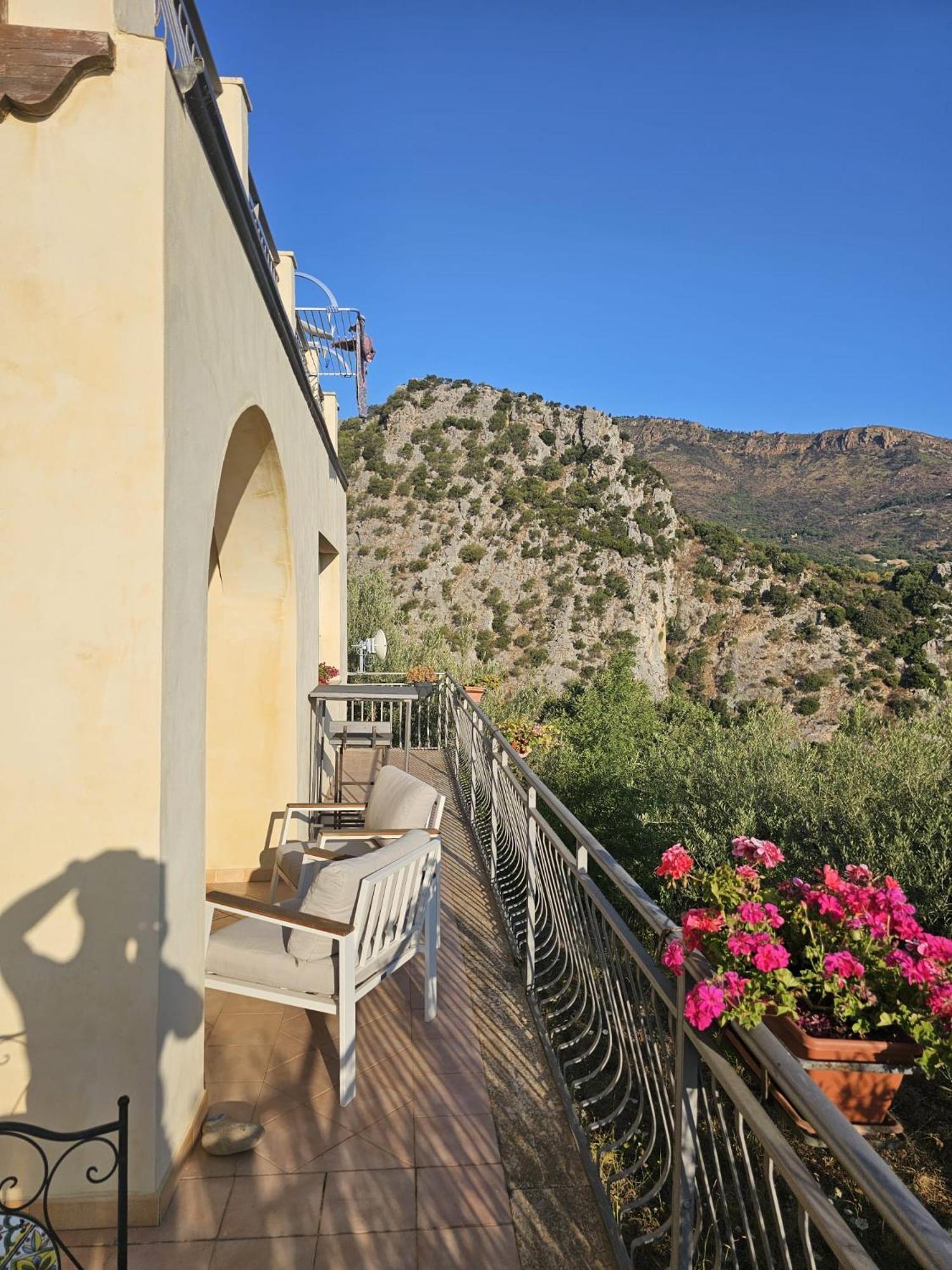 Borgo Vignale Hotel Santuario di Gibilmanna Ngoại thất bức ảnh